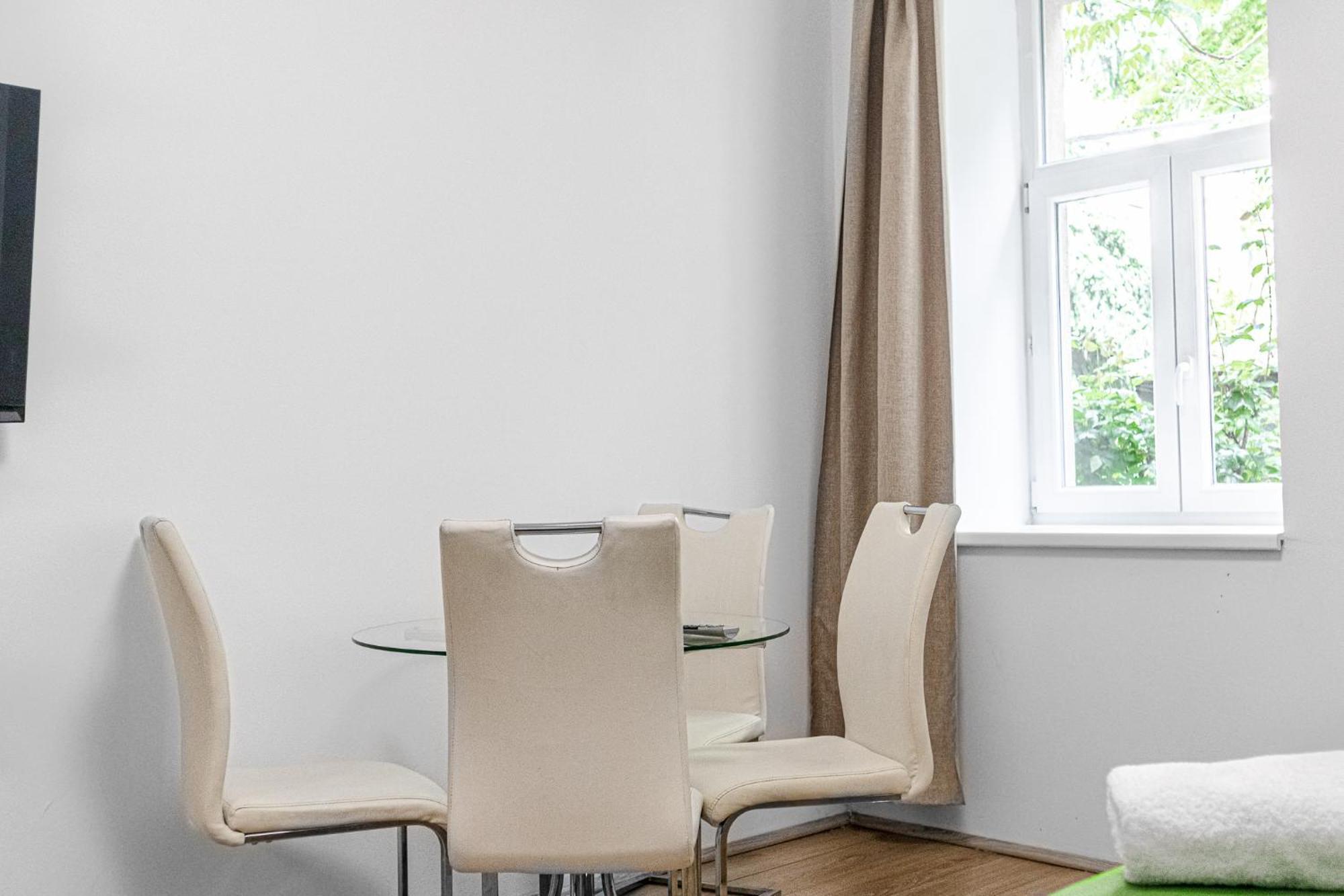 Relaxing 2-Bed Apartment For Extended Visits 维也纳 外观 照片